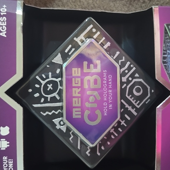 AR/VR Merge Cube - Picture 5 of 5